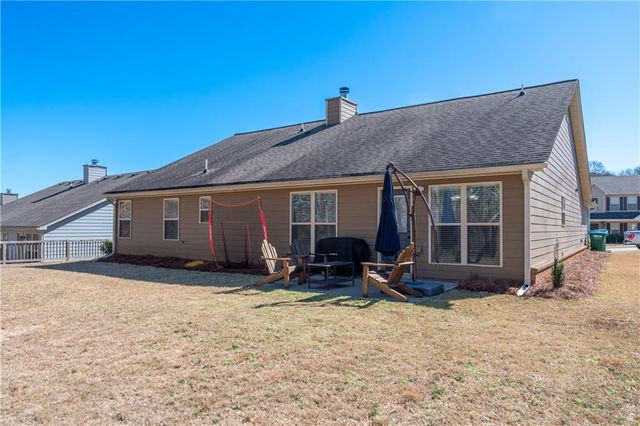 38 Goldshore Way, Statham, GA 30666