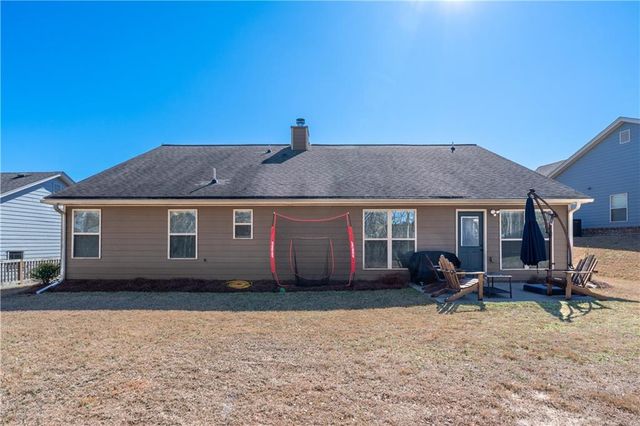 38 Goldshore Way, Statham, GA 30666