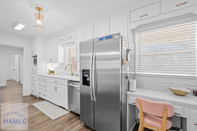 548 S 5th Street, Jesup, GA 31545