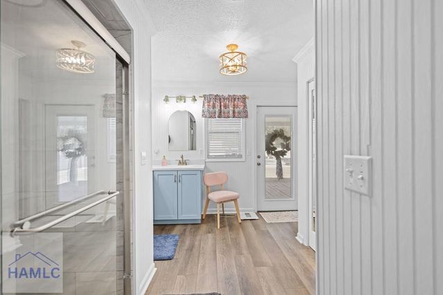 548 S 5th Street, Jesup, GA 31545