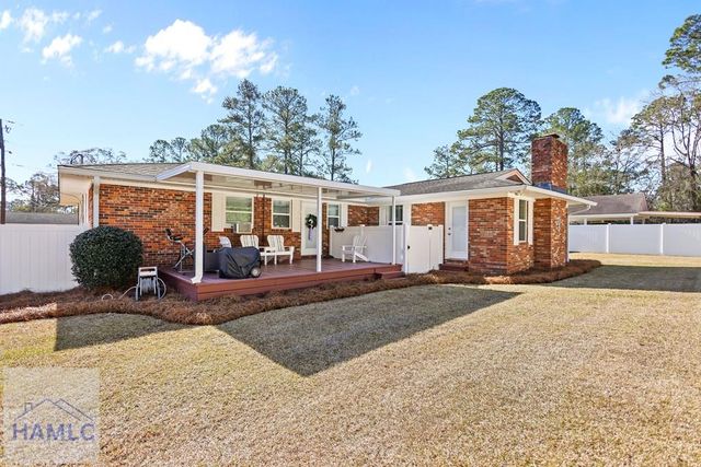 548 S 5th Street, Jesup, GA 31545