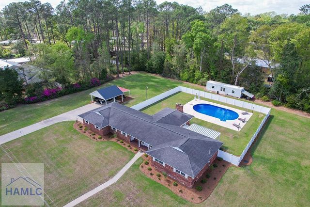 548 S 5th Street, Jesup, GA 31545