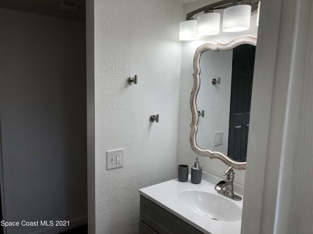 110 Desoto Parkway 11, Satellite Beach, FL 32937