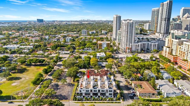 818 NE 2ND Street, Fort Lauderdale, FL 33301