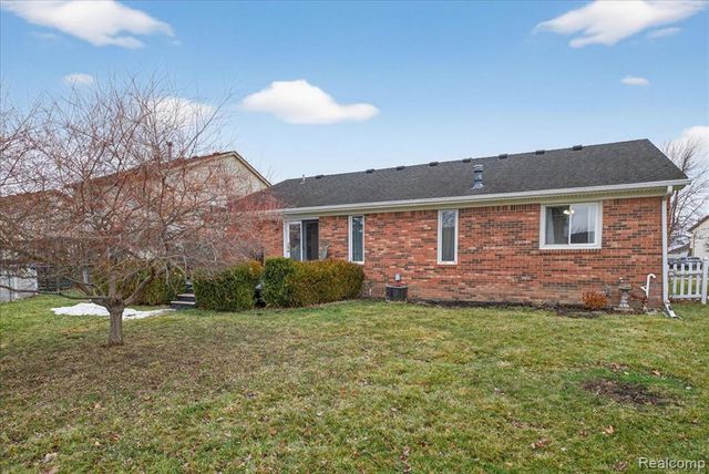 28720 Bingham Drive, Chesterfield, MI 48047
