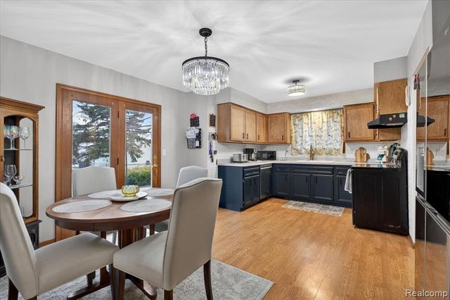 28720 Bingham Drive, Chesterfield, MI 48047