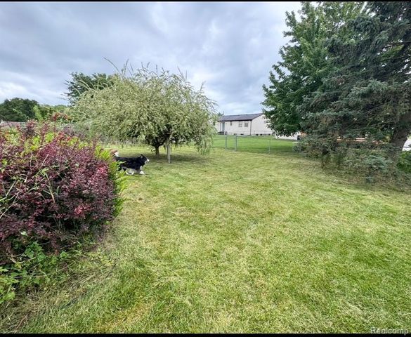 28720 Bingham Drive, Chesterfield, MI 48047