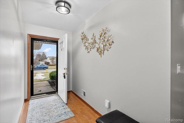 28720 Bingham Drive, Chesterfield, MI 48047