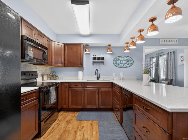 6722 Embers Court, Fort Wayne, IN 46815