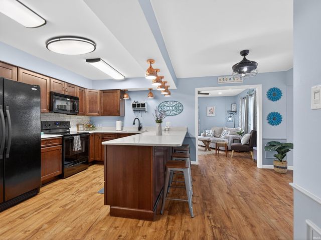 6722 Embers Court, Fort Wayne, IN 46815