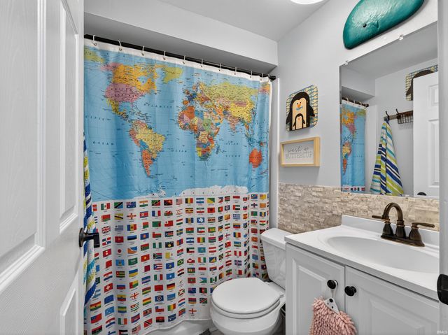 6722 Embers Court, Fort Wayne, IN 46815