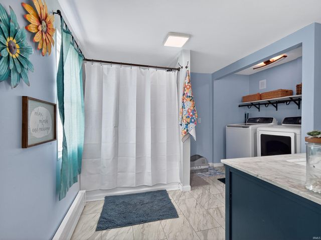 6722 Embers Court, Fort Wayne, IN 46815