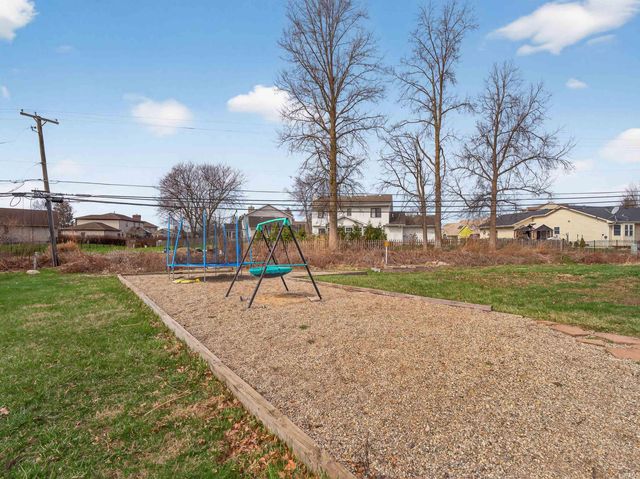 6722 Embers Court, Fort Wayne, IN 46815