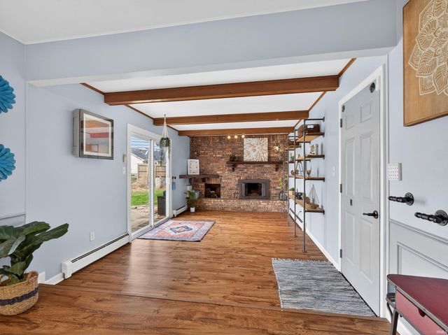 6722 Embers Court, Fort Wayne, IN 46815