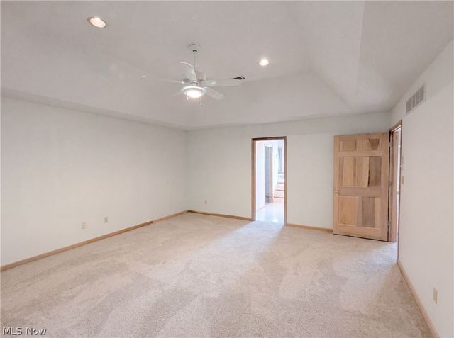7550 James Drive, North Royalton, OH 44133