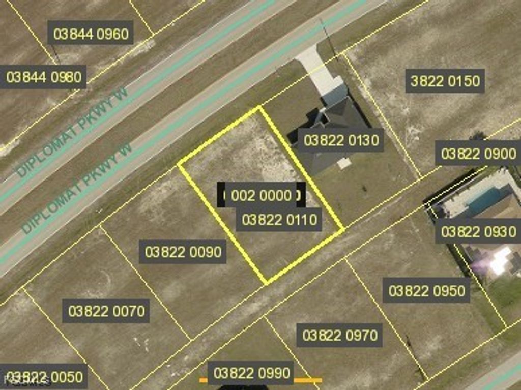 1918 Diplomat PKWY W, Cape Coral, FL 33993