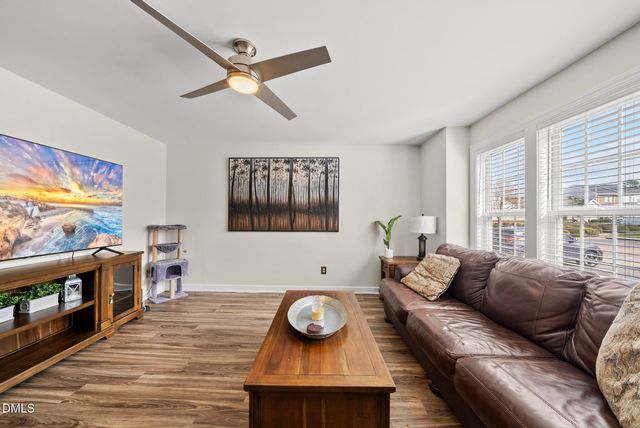 1914 Stroll Circle, Fuquay Varina, NC 27526