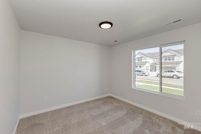 7083 E Shields Dr, Nampa, ID 83687