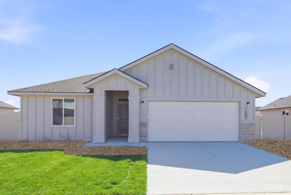 7083 E Shields Dr, Nampa, ID 83687