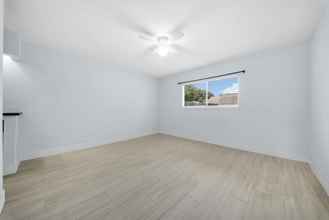 9839 Rustic Rock Road, La Porte, TX 77571