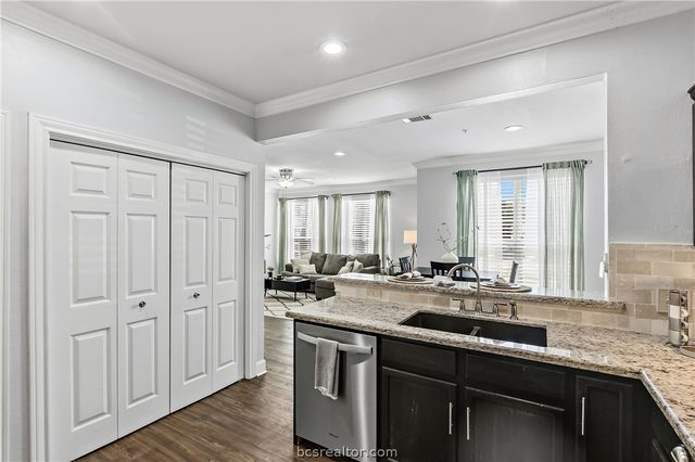 801 Luther Street W 1402, College Station, TX 77840
