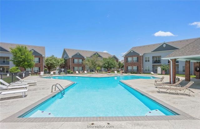 801 Luther Street W 1402, College Station, TX 77840