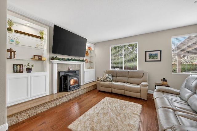 6007 Connery Dr, Cameron Park, CA 95682