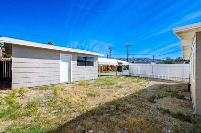 65860 Acoma Avenue, Desert Hot Springs, CA 92240