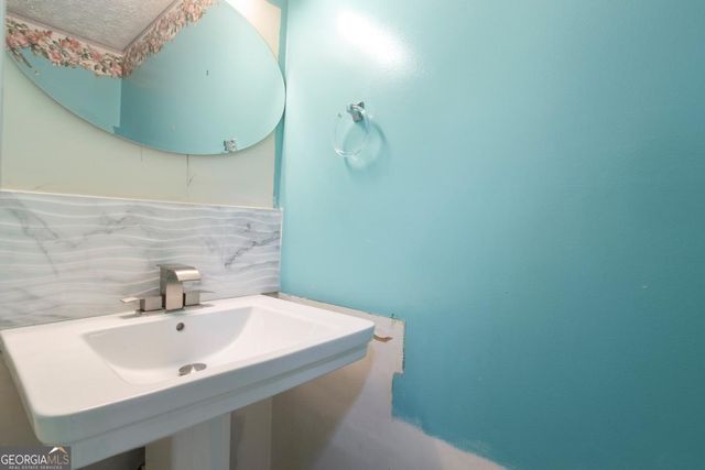 176 Bay Court Drive, Stockbridge, GA 30281