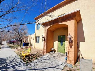 1211 Copper Avenue NE Apt 8, Albuquerque, NM 87106