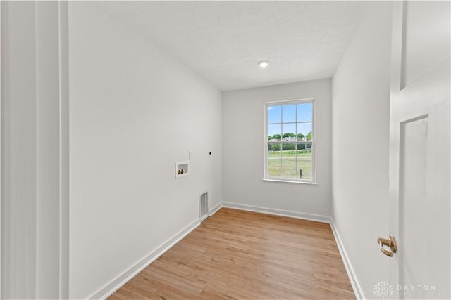 135 Magnolia Lane, Springboro, OH 45066