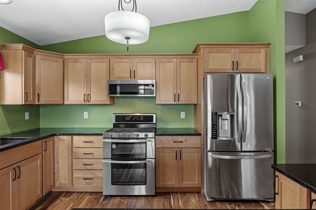 3205 33rd Avenue SW, Cedar Rapids, IA 52404