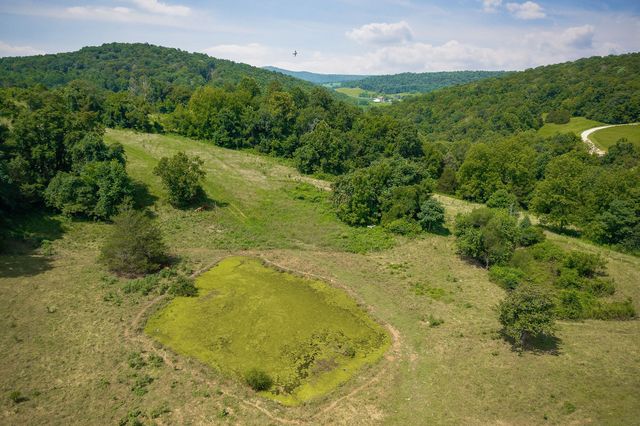 3908 Lost Creek Rd, Sparta, TN 38583