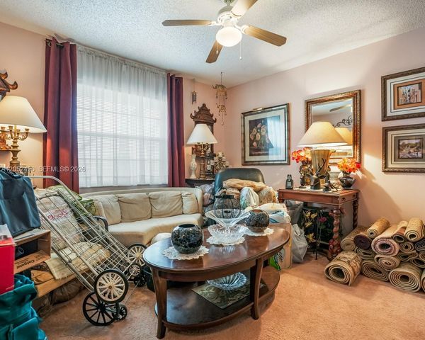 3930 Inverrary Boulevard 406D, Lauderhill, FL 33319