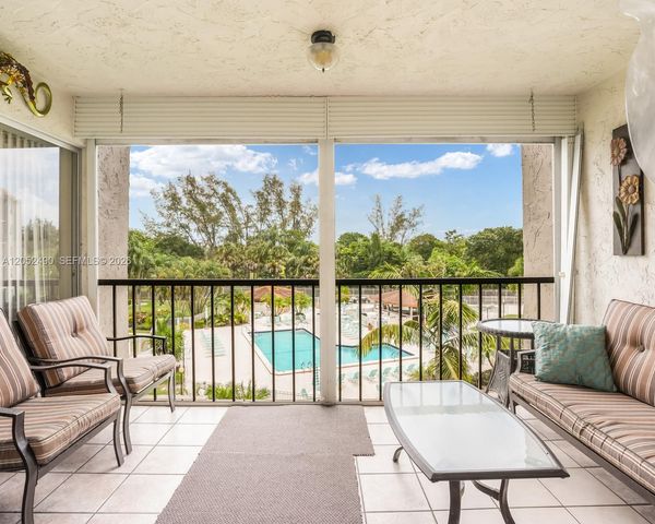 3930 Inverrary Boulevard 406D, Lauderhill, FL 33319