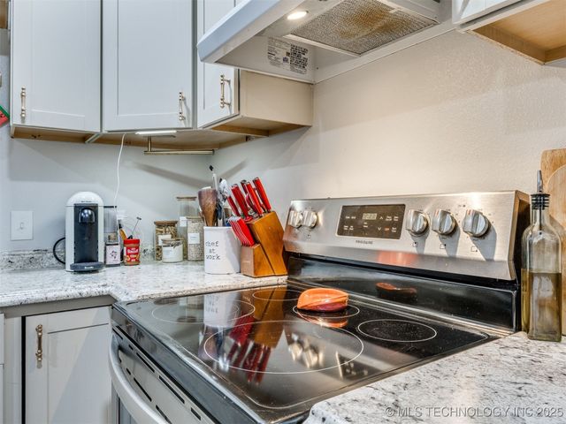 1330 N Santa Fe Avenue, Tulsa, OK 74127