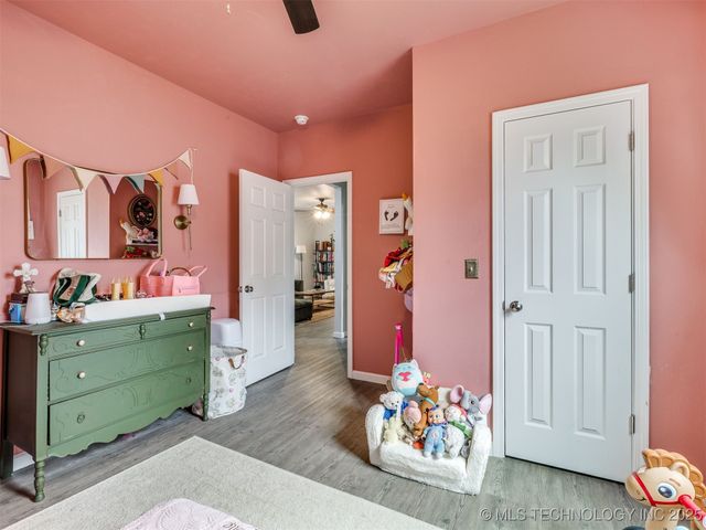 1330 N Santa Fe Avenue, Tulsa, OK 74127