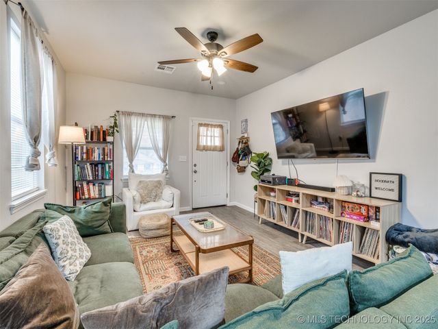 1330 N Santa Fe Avenue, Tulsa, OK 74127