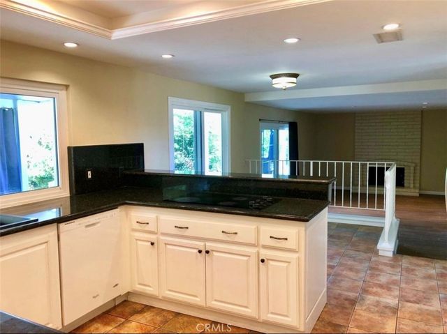 824 Hasting Circle, Claremont, CA 91711