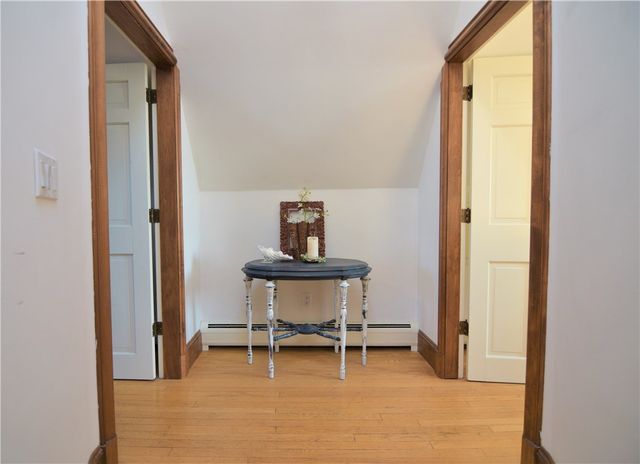 61 Ledge Road J, Newport, RI 02840
