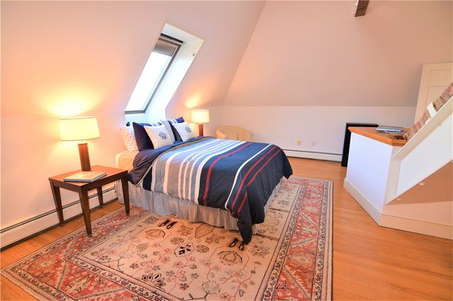 61 Ledge Road J, Newport, RI 02840