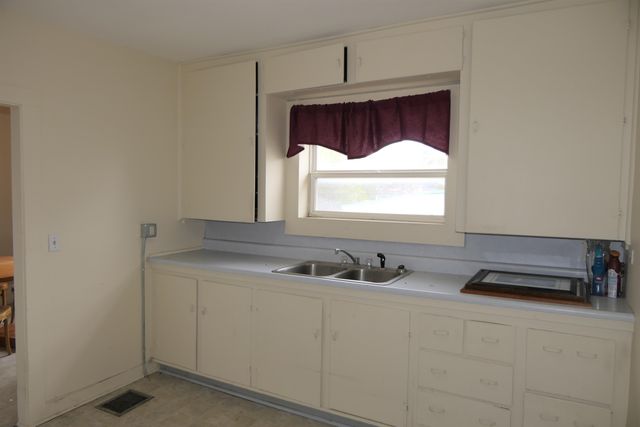 5 Gore Road, Highgate, VT 05459