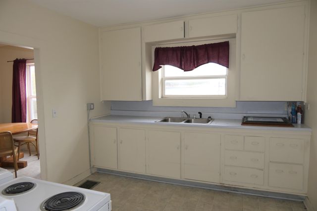 5 Gore Road, Highgate, VT 05459