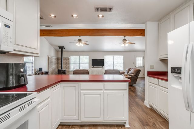 1110 Jones Road, Weatherford, TX 76088