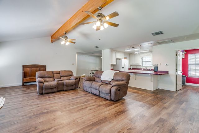 1110 Jones Road, Weatherford, TX 76088
