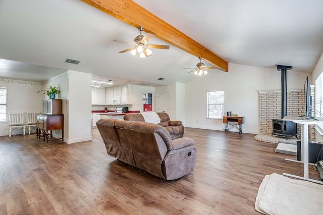 1110 Jones Road, Weatherford, TX 76088