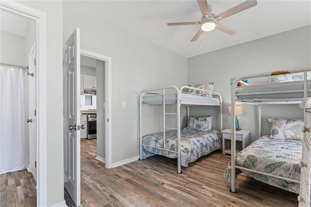 1467 Sandy Lane B, Gulf Shores, AL 36542