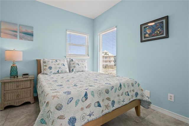 1467 Sandy Lane B, Gulf Shores, AL 36542