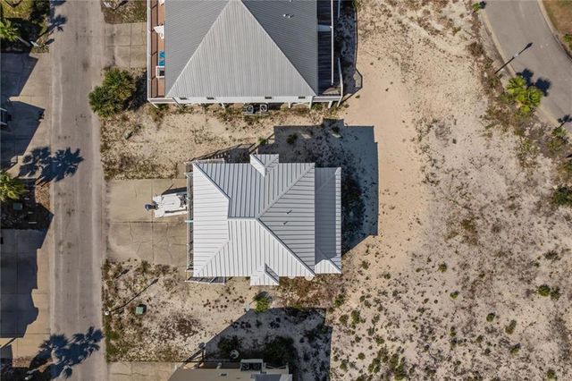 1467 Sandy Lane B, Gulf Shores, AL 36542