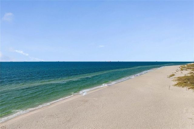 1467 Sandy Lane B, Gulf Shores, AL 36542